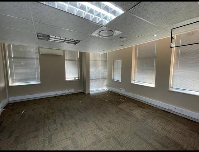 BUSINESS PROPERTY TO RENT IN MIDSTREAM ESTATE